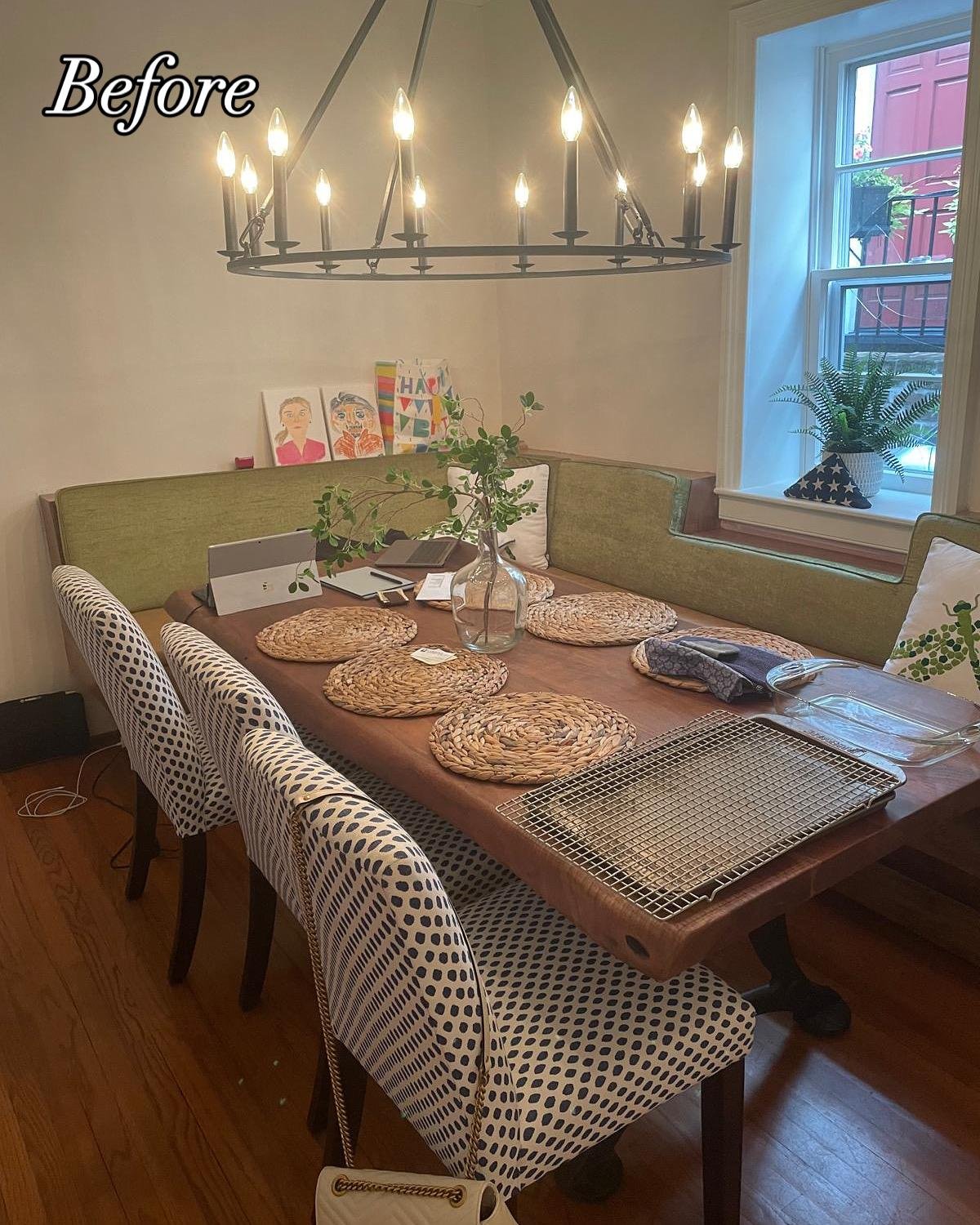 Dining Nook before cleaning