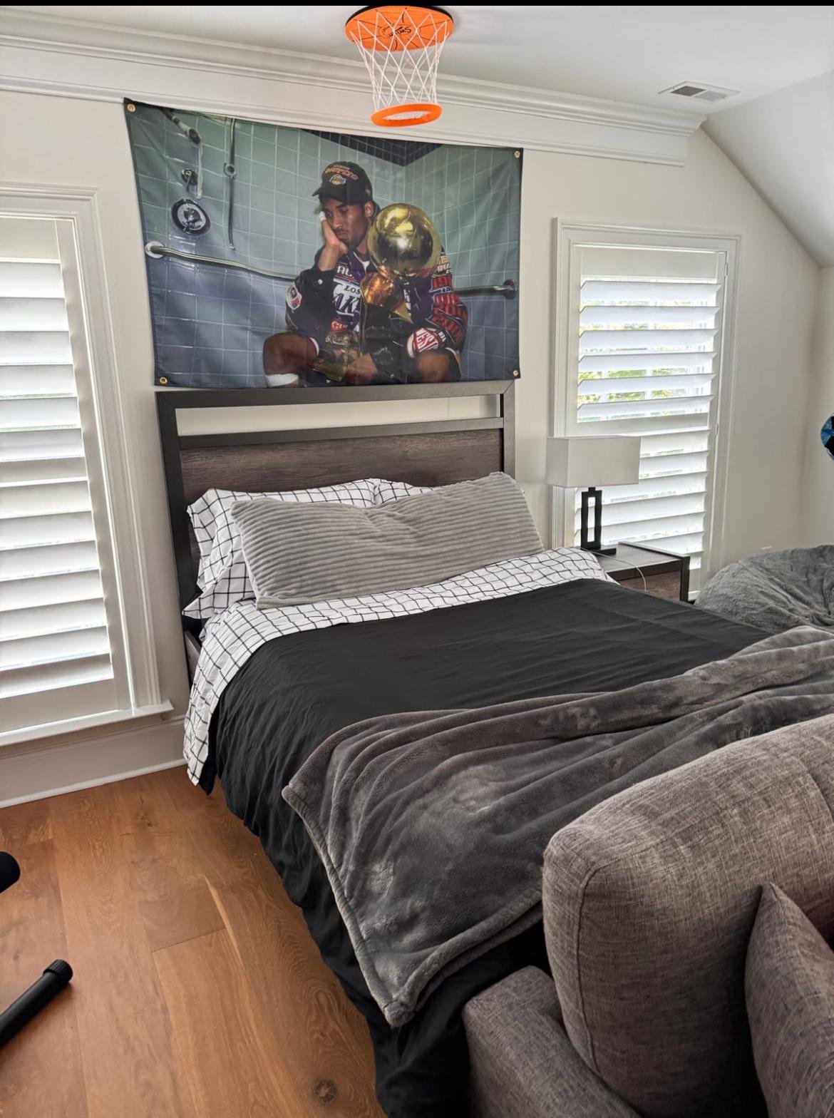 Guest Bedroom after cleaning by Prestige Cleaning